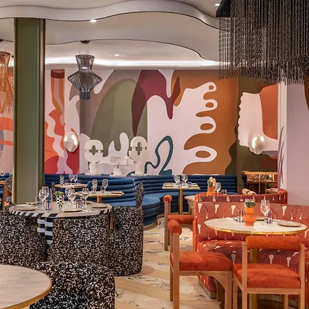 Vincci Gala Hotell