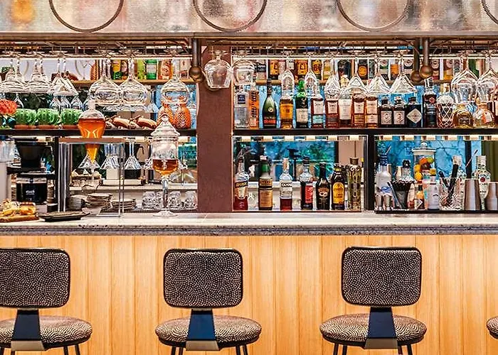 Hotel Vincci Gala 4*