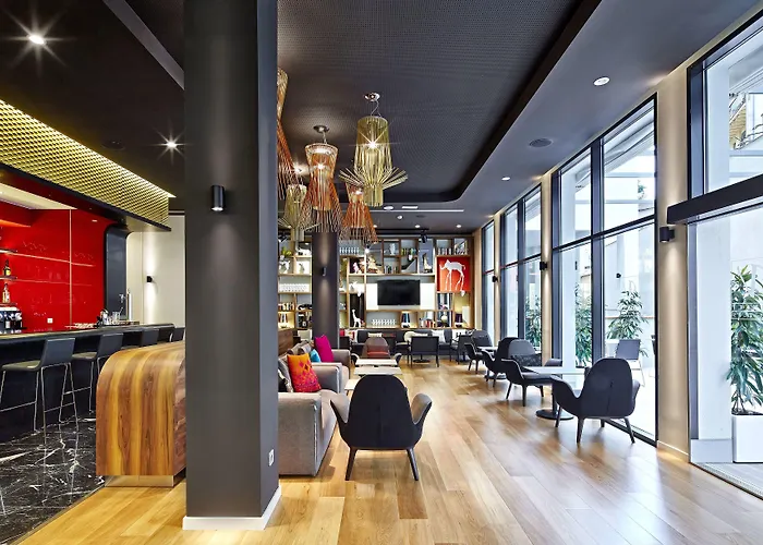 Vincci Gala Hotel 4*