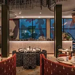 Vincci Gala Hotel 4*